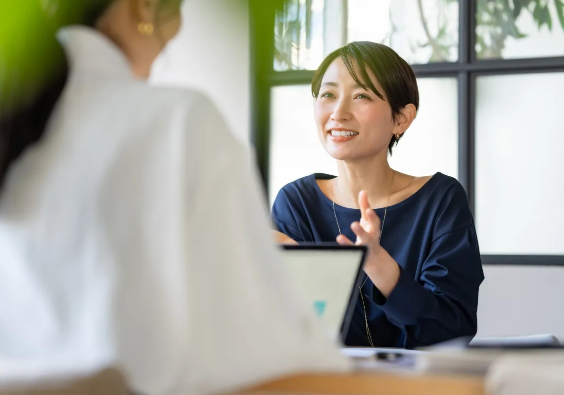 お客様の相談の様子
